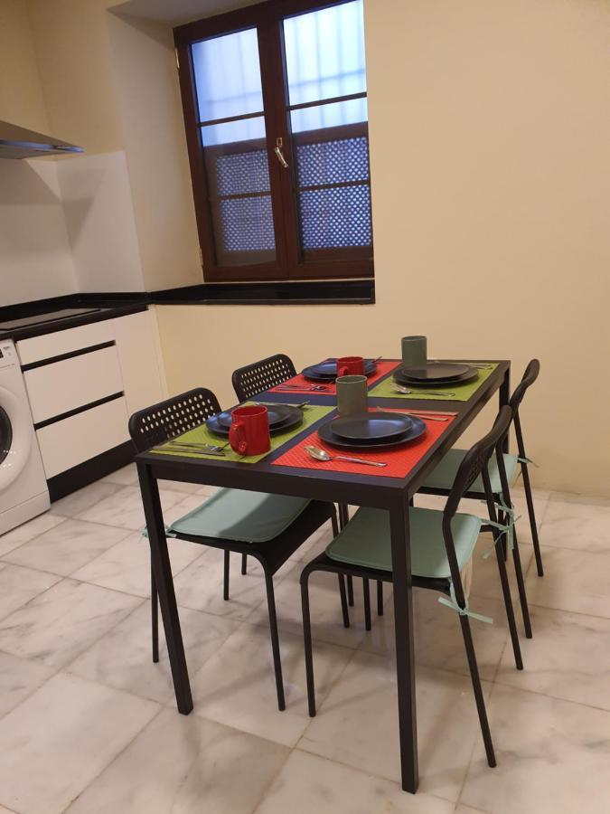Habitaciones Casa Sevillana Centro Екстериор снимка